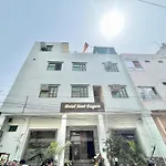 Hotel Neel Gagan ! Varanasi होटल नील गगन - హోటల్ నీల్ గగన్ Fully-Air-Conditioned Hotel At Prime Location, Near Kashi Vishwanath Temple, And Ganga Ghat